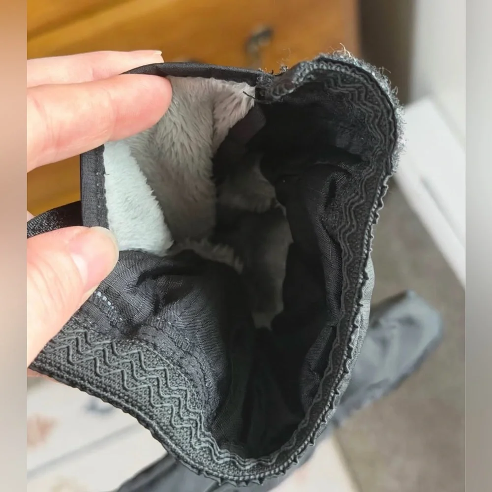 REI Black Winter Mittens Size 2T